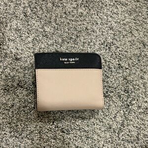 Kate Spade Black and Tan Wallet